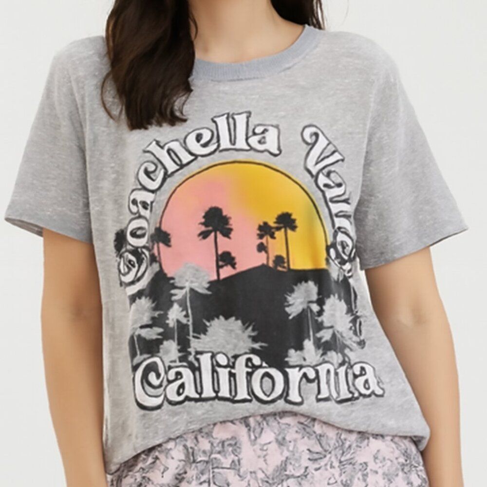 Coachella Time and Tru Gray T-Shirt XXXL